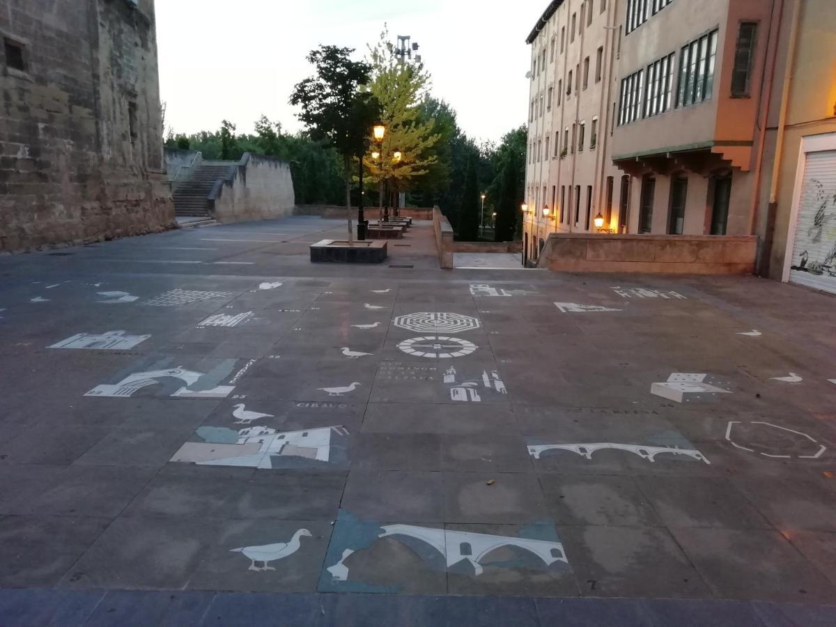 Apartamento Suite Para Dos Logroño Eksteriør billede